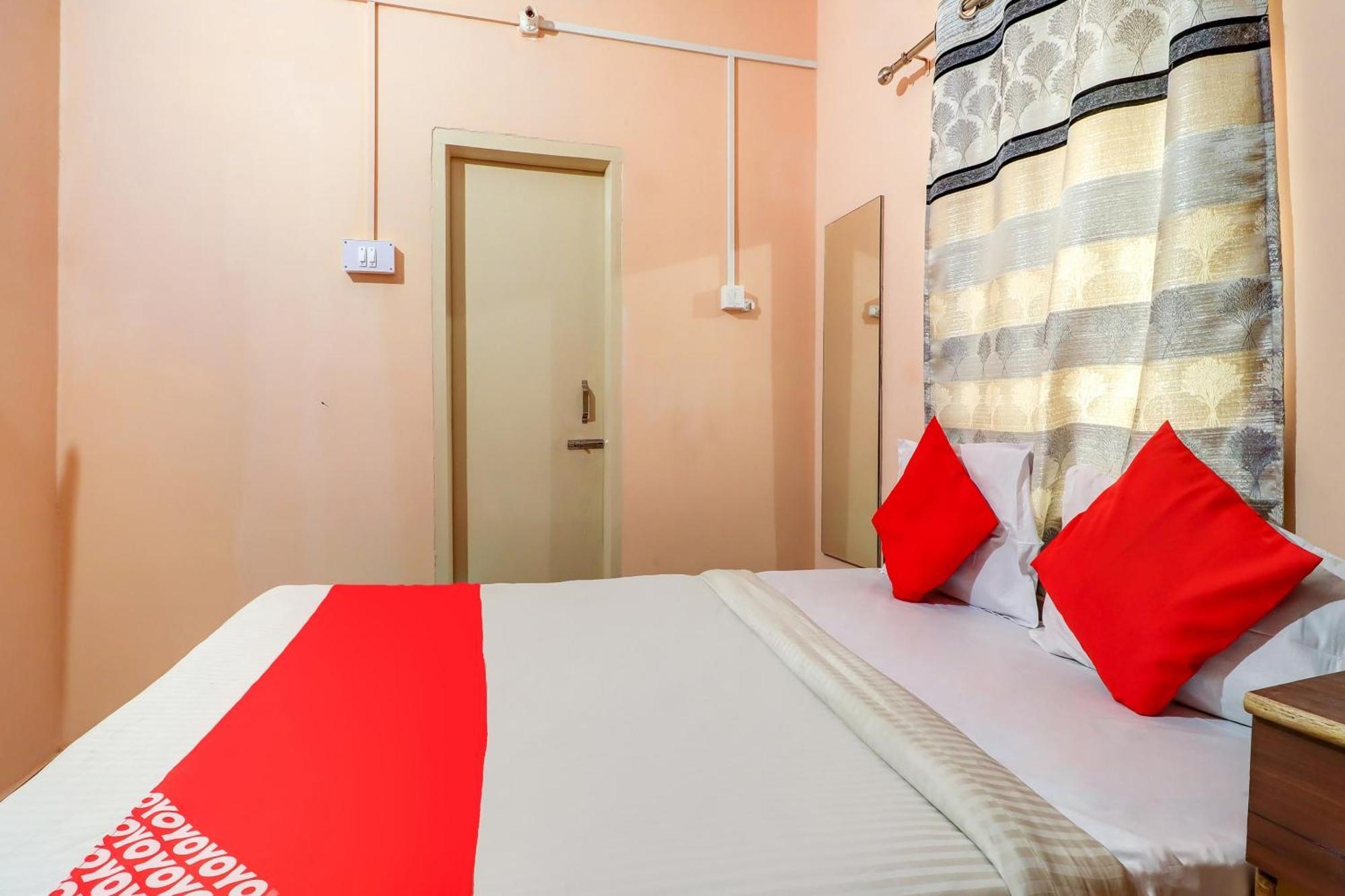 Hotel O Sidhu Kanhu & Banquet Ranchi Exteriör bild